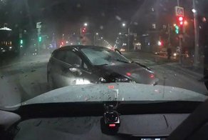 Авария дня. Молодой водитель устроил массовое ДТП и убежал