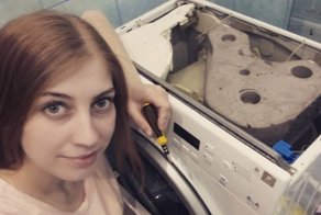 Что делают девушки, когда их не видят мужчины