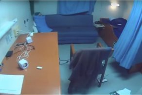  Что происходит в каюте корабля во время шторма