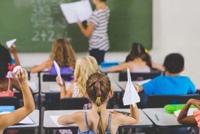 Очередная учительница додумалась исписать лоб подростка