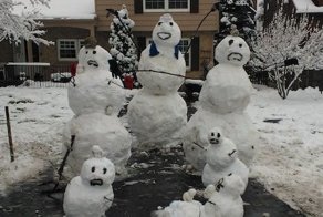 20 креативных снеговиков, которых невозможно развидеть