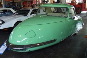 5 интересных и не обычных автомобилей прошлых лет