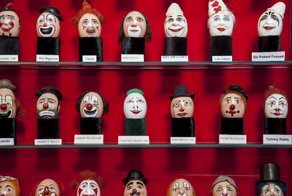 Сотни клоунских лиц и ни одно не повторяется. Живопись на яйцах