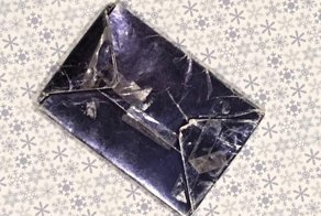 Канадец почти 50 лет не открывает подарок от бывшей девушки