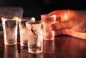 Сенаторы предлагают понизить градус водки