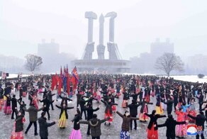 Корейцы пышно отметили 100-летие бабушки Ким Чен Ына