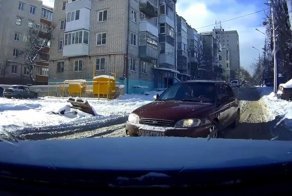 Неудачно выехал на главную дорогу