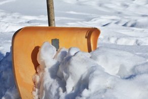 "Ладно, подавись!" - и всунула мне пять тысяч
