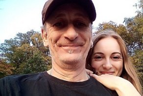 Родители отреклись от 19-летней студентки из-за ее 52-летнего возлюбленного