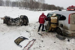 Авария дня. Шесть человек погибли в ДТП под Новосибирском