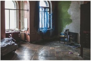 Обшарпанная красота: питерские коммуналки в старом фонде