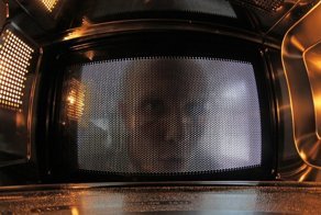 Ученые объяснили, чем опасны микроволновки
