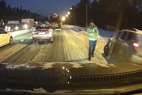 Когда обочечник попал в ловушку и просит помощи