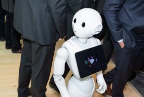 Первый робот-продавец быстро остался без работы