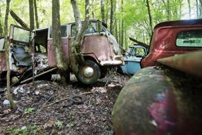 Самые известные массовые свалки автомобилей