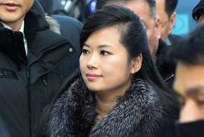 "Расстрелянная" певица возглавила делегацию КНДР