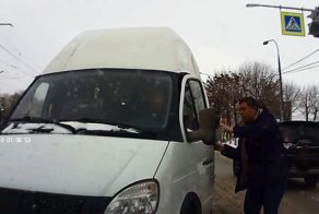 Все правильно сделал: мужчина отобрал ключи у неадекватного ГАЗелиста