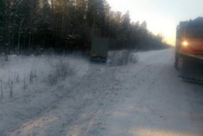 В Тюменской области спасли дальнобойщика с отмороженными руками