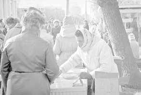 Продавщица мороженого, в честь которой установили памятник