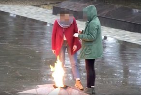Полиция задержала школьниц, осквернивших Вечный огонь в Краснодарском крае