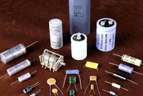Какие бывают конденсаторы? Типы конденсаторов, их характеристики