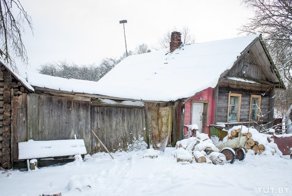 Пограничная жизнь. История полуслепой Анны и ее 13-летнего сына, который кормит семью