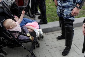 «Уголовка» за ребенка: организаторам митингов грозит новое наказание