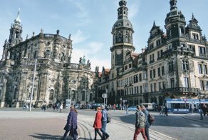 73 года бомбардировке Дрездена англо-американской авиацией