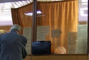 Якутский школьник ограбил ветерана в поликлинике