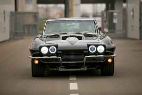 Corvette Stingray С2 с современной начинкой от компании Ares Design