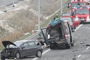 Два польских водителя дрались на трассе – их насмерть сбил белорусский дальнобойщик