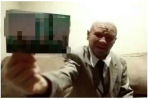 Путешественник во времени: мужчина предъявил  фото 2118 года