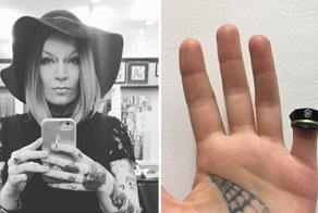 Женщина отрезала себе палец и сделала из него подвеску