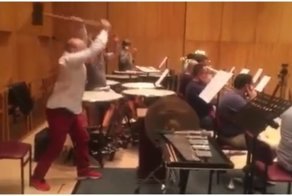 Незаменимый в оркестре музыкант немного не рассчитал силы