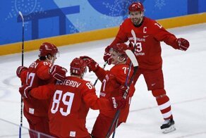 Сборная России по хоккею впервые в истории взяла олимпийское золото