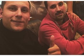 Герой мема про цветочного лоха встретился со своим обидчиком