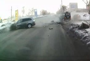 Авария дня. В Ульяновске лихач устроил массовое ДТП