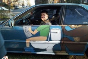 30 автомобилей, раскрашенных в стиле "Лопни мои глаза!"