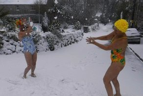 Британцы в кои веки наслаждаются настоящей зимой