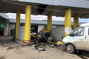 В Минводах такси разорвало на части, в результате взрыва газового баллона