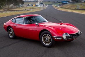 Toyota 2000GT: первый суперкар Японии и самый неожиданный проект Shelby