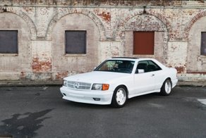 Великолепное купе Mercedes-Benz 560 SEC 6.0 AMG 1986 года выставят на торги