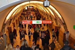 Пассажирам петербургского метро запретят забывать вещи