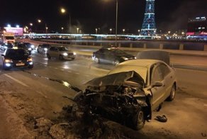 Авария дня. ДТП на Выборгской набережной в Петербурге