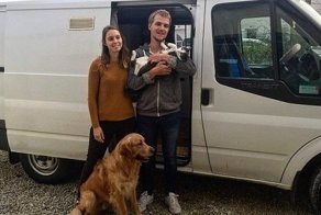 "Свобода бесценна!" Парень с девушкой бросили работу, и колесят по Европе на фургоне