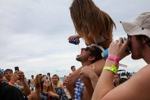 Флориду оккупировали пьяные студенты