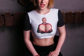 Пост о фанатской одежде, который должен был выйти 18 марта