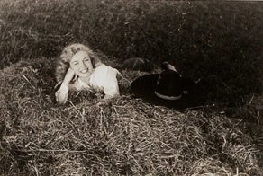 Неопубликованные ранее фотографии Мэрилин Монро выставят на аукцион