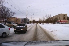 Стоишь, никого не трогаешь и вдруг такое