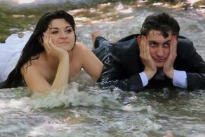 Откуда у нас такие традиции: на себя наплевать, но перед другими выслужиться?